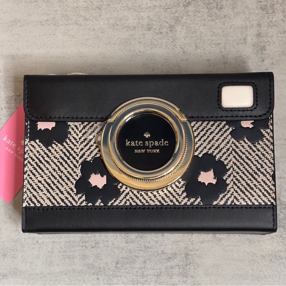 Kate Spade Oh Snap Herringbone Floral Camera Crossbody Bag - Picture 3 of 15